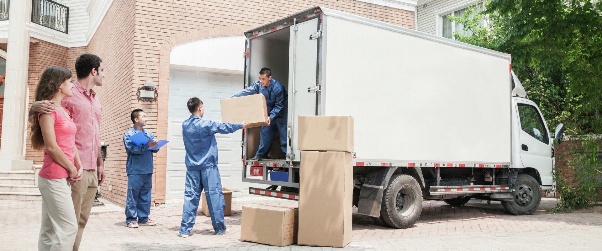 Beware of Hidden Fees: A Guide for Choosing the Right Long Distance Movers